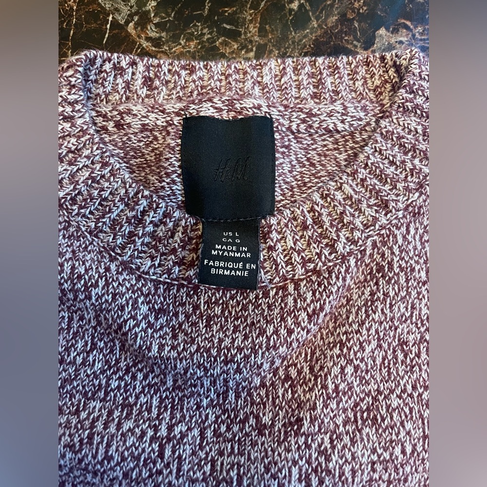 H&M Sweater - Picture 3 of 4